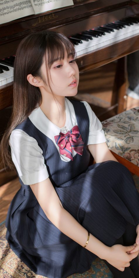 有这文静学妹，那你还想着逃课吗
