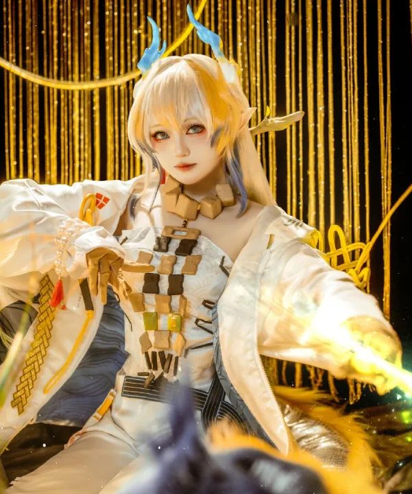COSPLAY | 丢掉那些画地为牢时囤起的糟糕