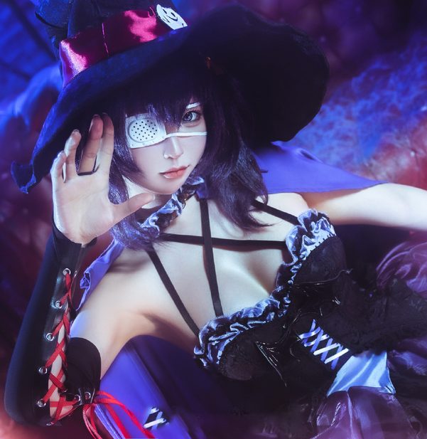《六花cos》和我缔结邪王真眼 恋人契约的上级契约