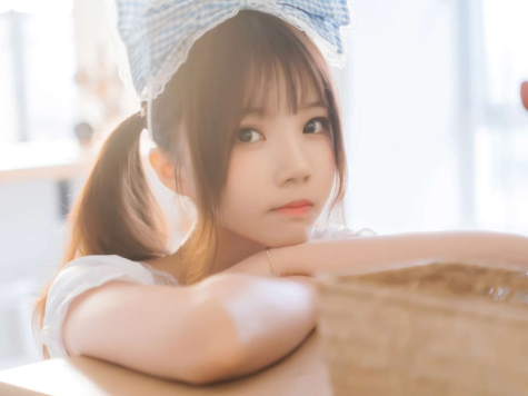 桜桃喵的《小娇妻》:温柔日常里的甜美幻想