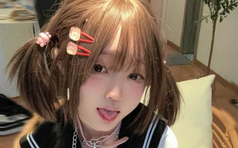 神沢永莉 就这样圈住我吧,光影交织下的温柔禁锢与少女心事的静谧绽放