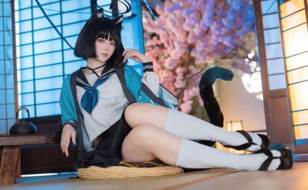 屿鱼Yukako 蔚蓝档案 桐生桔梗,摄影师镜头下夏日海风与学院制服的浪漫邂逅