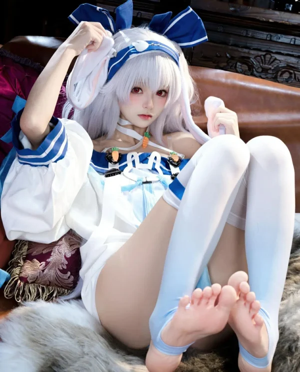 Cosplay|九柒喵 – 碧蓝航线 拉菲ll