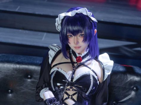 屿鱼Yukako Nikke胜利女神 米哈拉·咖啡女仆,光影交织下的虚拟角色真人化摄影全记录